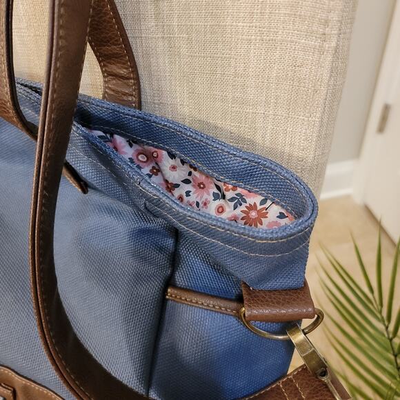 Navy Floral Crossbody Shoulder Tote Bag - Picture 3 of 7
